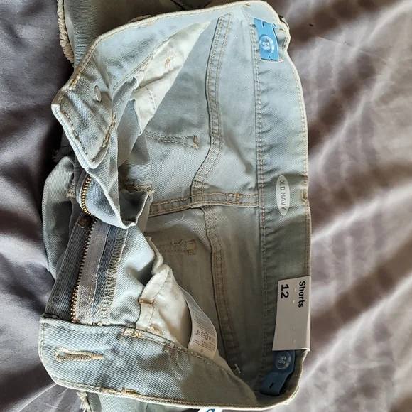 Old Navy Shorts, Girl Size 12 - Picture 6 of 8